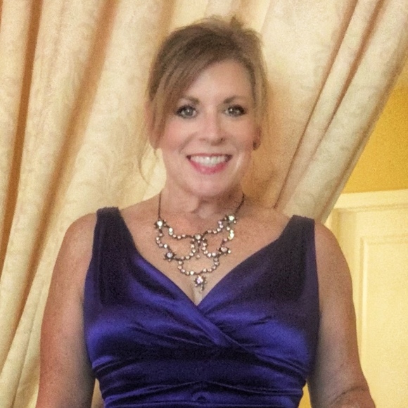 Meet your Posher, Kimberly - Picture 1 of 1